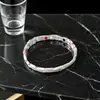 Pulseira Magnética Criativa com Padrão de Dragão, Venda Quente Transfronteiriça para Homens e Mulheres, Pulseira de Liga com um Toque de Nicho de Alto Padrão, Venda Direta do Fabricante