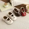 Elegantes zapatitos de piel para niñas, nuevos zapatos infantiles para primavera y otoño 2026, zapatos de princesa de suela blanda, mocasines para bebé niña, zapatos de un solo uso