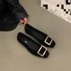Zapatos planos bajos elegantes de hebilla cuadrada estilo francés, zapatos cuadrados para el trabajo de otoño 2026, mocasines slip-on versátiles y elegantes para mujer