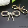 Broche de Alfiler para Mujer con Perforaciones de Agua, Broche para Vestidos, Abrigos, Accesorios, Accesorios para el Cabello DIY, Bolsos, Zapatos, Sombreros Decoración Pedrería