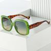 Nuevas gafas de sol cuadradas de gran tamaño con colores vanguardistas, estilo europeo y americano, gafas de sol sencillas de moda para celebridades de Internet y comercio exterior.