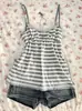 Nova Moda de Verão Tendência Sexy Menina Quente Peça de Roupa Exterior Design Top Regata Listrado Preto e Branco com Decote Halter