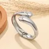 Pulseira Abração de Metal Brilhante em Forma de Gota d'Água Grande Exagerada Transfronteiriça Europeia e Americana Estilo Cool Ins Joia de Mão Pronta para Venda