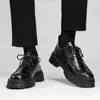Otoño 2025 Nuevos Zapatos de Hombre Estilo Británico Negros Casuales de Cuero Zapatos de Negocios Formales para Hombre Punta Ancha Modernos Zapatos Comercio Exterior
