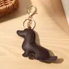 Pingente de chaveiro de cachorro Dachshund fofo em estoque do fabricante, acessório de bolsa em couro PU, pingente de bolsa de cachorro Dachshund