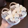 Sandálias de Menina Verão 0-3 Anos Infantil Sola Macia Antiderrapante Roupa de Exterior Criança Fivela Sapatos de Criança