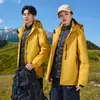 Nueva chaqueta outdoor de estándar nacional para hombres y mujeres, abrigo de senderismo tres en uno a prueba de viento e impermeable, ropa para montañismo y esquí con logotipo personalizado