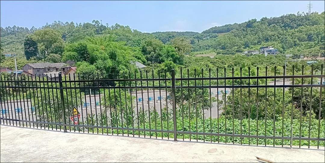 锌钢护栏 (13)