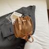 Bolso de Hombro Versátil Nuevo para Mujer de Comercio Exterior Transfronterizo, Bolso Cubo Simple de Alta Gama para Viajes Diarios, Bolso Cruzado Retro a la Moda