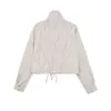 Ropa de Mujer Transfronteriza Primavera y Otoño 2026 Moda Europea y Americana Holgada Chaqueta de Nylon a Cuadros con Decoración de Cremallera y Corbata para Mujer F826012