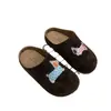 Pantuflas para niñas 2026 nuevo estilo de otoño, pantuflas exteriores de suela blanda estilo Birkenstock para niños, media zapatilla cerrada con forro de felpa, par a juego