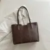 Bolso Cubo para el Trabajo Gran Capacidad Bolso de Mujer Estilo Nuevo de Gama Alta Popular Versátil Bolso de Hombro Bolso Tote de Moda Casual