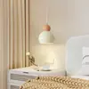Lámpara de araña de noche simple moderna creativa estilo crema sala de bodas dormitorio lámparas cálidas gama alta habitación infantil lámpara de araña pequeña