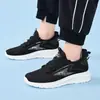 Zapatos Huili para Hombre Explosiones de Tiktok Celebrados en Internet Primavera y Otoño Nuevos Tenis Negros Suela Suave para Hombre Zapatos Casuales para Correr