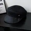 Gorra de Béisbol Metálica Hueca Estilo Coreano Retro con Logo Pequeño para Mujer Primavera Verano Temperamento Versátil Delgada Transpirable Adelgazante de Rostro Boina