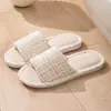 2026 Nuevas Pantuflas de Lino Estilo Chanel Pantuflas de Casa para Interiores Pantuflas Medias Japonesas de Algodón y Lino Ligeras Transpirables Versátiles