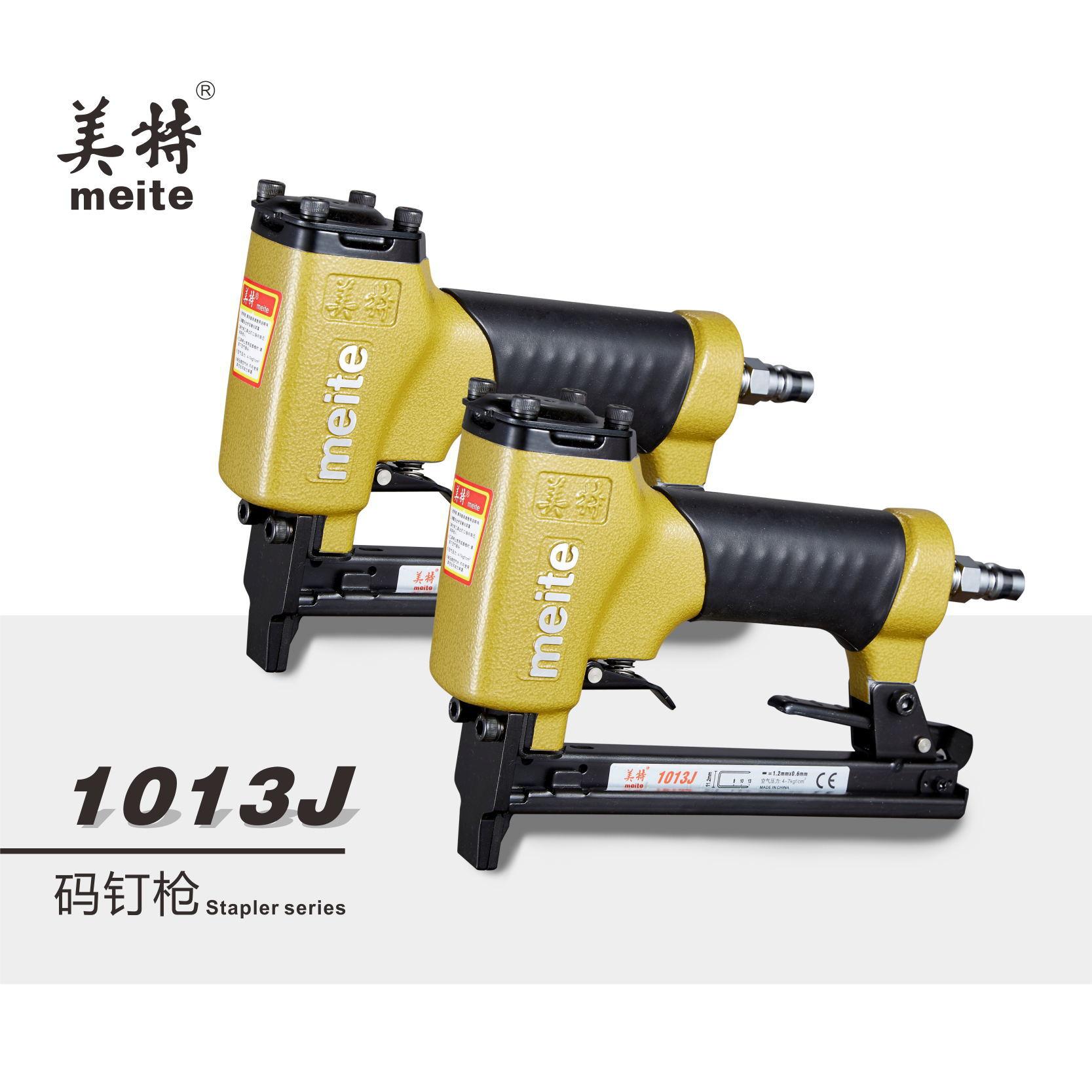 1013J