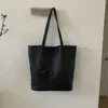 Bolso grande de moda estilo coreano para mujer, nuevo bolso tote de tendencia nicho otoño 2025, bolso de hombro simple, bolso de axila