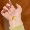 Collar de Pony para Mujer, Diseño de Hielo Triturado de Lujo Ligero, Modelo Nuevo de Gama Alta, Moderno para el Año de Nacimiento, Regalo para la Clavícula que Atrae el Dinero