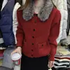 Cardigan de Punto de Trece Hileras Otoño e Invierno Nuevo Tacto de Alta Gama Cuello de Piel Ropa de Mujer Transfronteriza Abrigo Suéter con Solapa de Doble Bolsillo