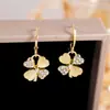 Pendientes de Trébol Ojo de Gato con Pedrería Estilo Coreano, Lujo Ligero, Moda Simple, Pendientes de Gama Alta, Pendientes de Temperamento Nicho para Mujer
