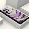Estilo Chinês Textura 3D Tom Roxo Paisagem Pintura a Óleo Flor de Cerejeira Capa para Celular Samsung Compatível com S24/S25 Silicone Macio.
