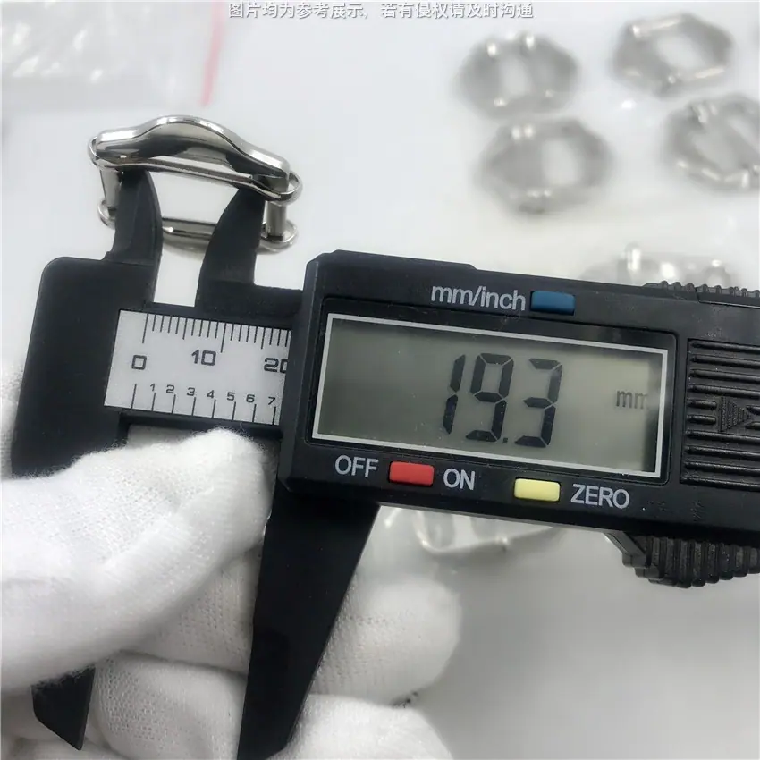 活动扣子 厨师围裙背带裙锁扣 肩带扣饰加logo滑动扣 1.