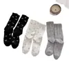 26 Meias Femininas de Algodão de Cano Médio com Borda de Renda Floral Pequena Estilo Japonês, Novidade de Primavera, com Acessórios de Pérola, Meias Moda Princesa