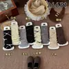Zapatos y calcetines para niñas, con diseño de lazo y volantes, engrosados para abrigar en otoño e invierno, con estampado de rosas retro, adecuados para niños y bebés