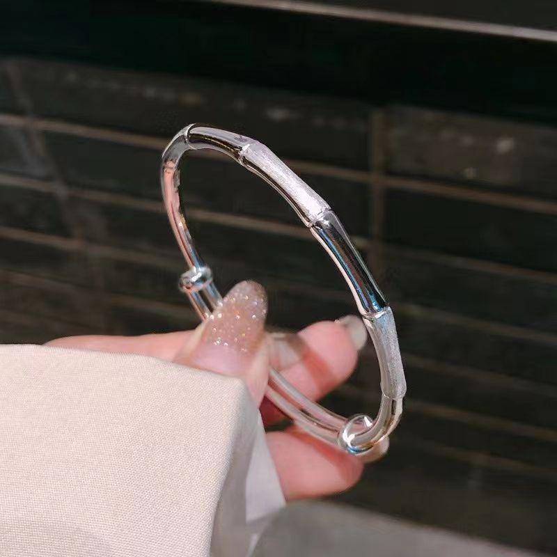 e82c63f277645fe9a6843aa51098fa