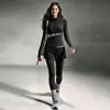 Conjunto de Yoga Adelgazante Cárdigan de Manga Larga Falso Dos Piezas Falda-Pantalón Cubre Caderas Muestra Piernas Delgadas Alta Elasticidad Entrenamiento Profesional Deportivo Conjunto de Dos Piezas