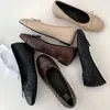 Zapatos de Cuña Baja a Cuadros a Juego Estilo Coreano con Lazo Zapatos de Leche 2025 Nuevos Zapatos Planos con Tacón Interior de Piel de Vaca