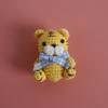 Mini llavero hecho a mano con colgante de oso de peluche tejido a mano, exquisito oso de peluche de lana tejido a ganchillo.