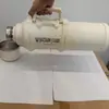 Copo Térmico 4000ml Grande Capacidade com Display de Temperatura, Acabamento Pintura Flor de Gelo, Isolamento Térmico e Conservação do Frio, Conveniente para Uso ao Ar Livre, Garrafa Térmica para Carro