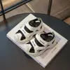 Sandalias casuales cerradas para niño, nuevo modelo de verano, sandalias deportivas transpirables para niño, zapatos de playa antideslizantes de suela suave para bebé