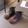 Botas Martin para crianças de 6 a 12 anos, novas botas de tornozelo de moda outono e inverno, estilo britânico, couro patchwork, unissex, antiderrapantes, com sola macia