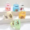 Muñeca de Animación Tridimensional Botella de Bebida Accesorios de Resina Pasador DIY Colgante de Bolsa Divertidos Creativos Adornos para Coche Escritorio