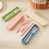 Juego de Vajilla Portátil Set de Tres Piezas Estudiante Viaje al Aire Libre Cuchara Tenedor Palillos Cuchillo Vajilla Plegable Paja de Trigo Regalo