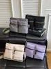 Bolsa Cruzada Pequeña de Nylon Ligera y Versátil para Primavera y Verano para Mujer 2026 Nueva Bolsa Cuadrada Pequeña Bolso de Hombro Cruzado Bolsa para Teléfono Móvil