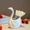 Nuevo Juego Creativo de Tenedores de Fruta de Cisne Hogareño de Plástico Lujo Ligero Juego de Frascos de Almacenamiento de Gama Alta Seguridad Infantil