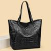 Bolso de Calle Europeo y Americano para Mujer 2025 Nuevo Sencillo Patrón Cocodrilo Transfronterizo Bolso Grande Moda Casual Portátil Hombro Bolso de Mujer