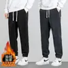 Calça Jogger de Veludo Cotelê Forrada com Fleece Nova para Homens 2025, Estilo Outono e Inverno, Calça Casual Patchwork, Calça de Moletom Esportiva, Calça Longa Solta