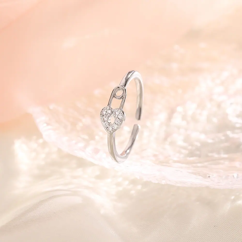 R699 (3).jpg