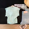 Suéter de Tricô Vazado com Decote em V Estilo Doce para Mulheres, Conjunto de Duas Peças Pulôver Fino Shawl para o Verão 2026, Top Respirável Amigo da Pele
