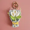 Dulce Colgante de Ramo Tejido a Mano, Elaborado Adorno de Ramo de Flores de Ganchillo de Hilo, Encanto Creativo de Bolso de Flores Hecho a Mano