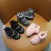 Botas de Neve Infantis Novo Modelo de Inverno para Meninos, Impermeáveis e Espessadas, Sapatos de Algodão para Bebê com Solas Macias, Botas Quentes de Algodão Forradas com Lã para Meninas