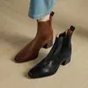 Couro Bovino de Camada Superior Lavado à Água Estilo Old Money Bico Quadrado Salto Bloco Botas Curtas de Temperamento Novas Cores Inverno 2026 Botas de Moda Retrô com Efeito Desgastado