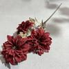 Nueva simulación de flores de dalia 3 Dalia boda salón de bodas fondo suave camino plomo arreglo floral flores de comercio exterior