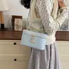 Bolsa de Maquillaje de Mano de Alta Gama para Mujer, Nueva Tendencia 2026 Bolso de Hombro de Lujo Ligero, Exquisito Bolso Cruzado para Salidas de Primavera