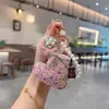 Llavero Creativo para Coche Estilo Chanel Moda Camelia Visón Cuadros Corazón Nuevo Colgante Simple para Bolso para Mujeres